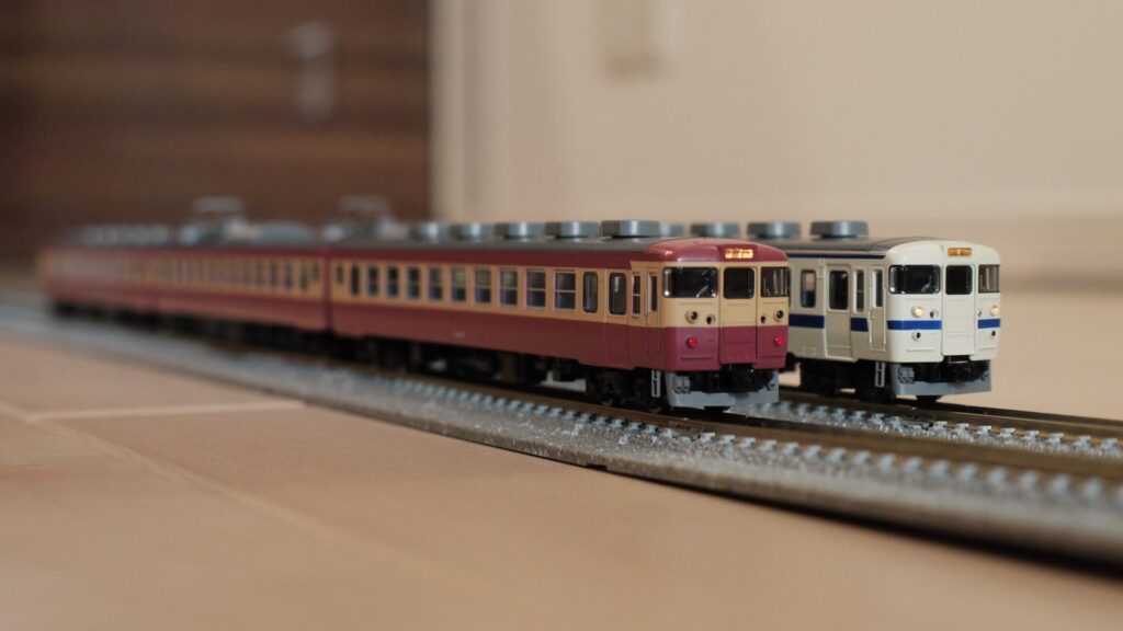 JR九州 475系電車（九州色、復活国鉄色） 11年ぶりの試運転（TOMIX 
